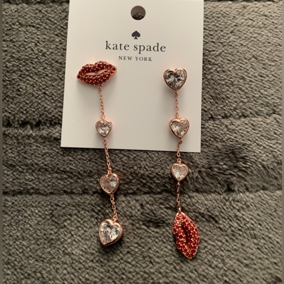 KATE SPADE ♠️ KISS EARRINGS - Picture 1 of 1